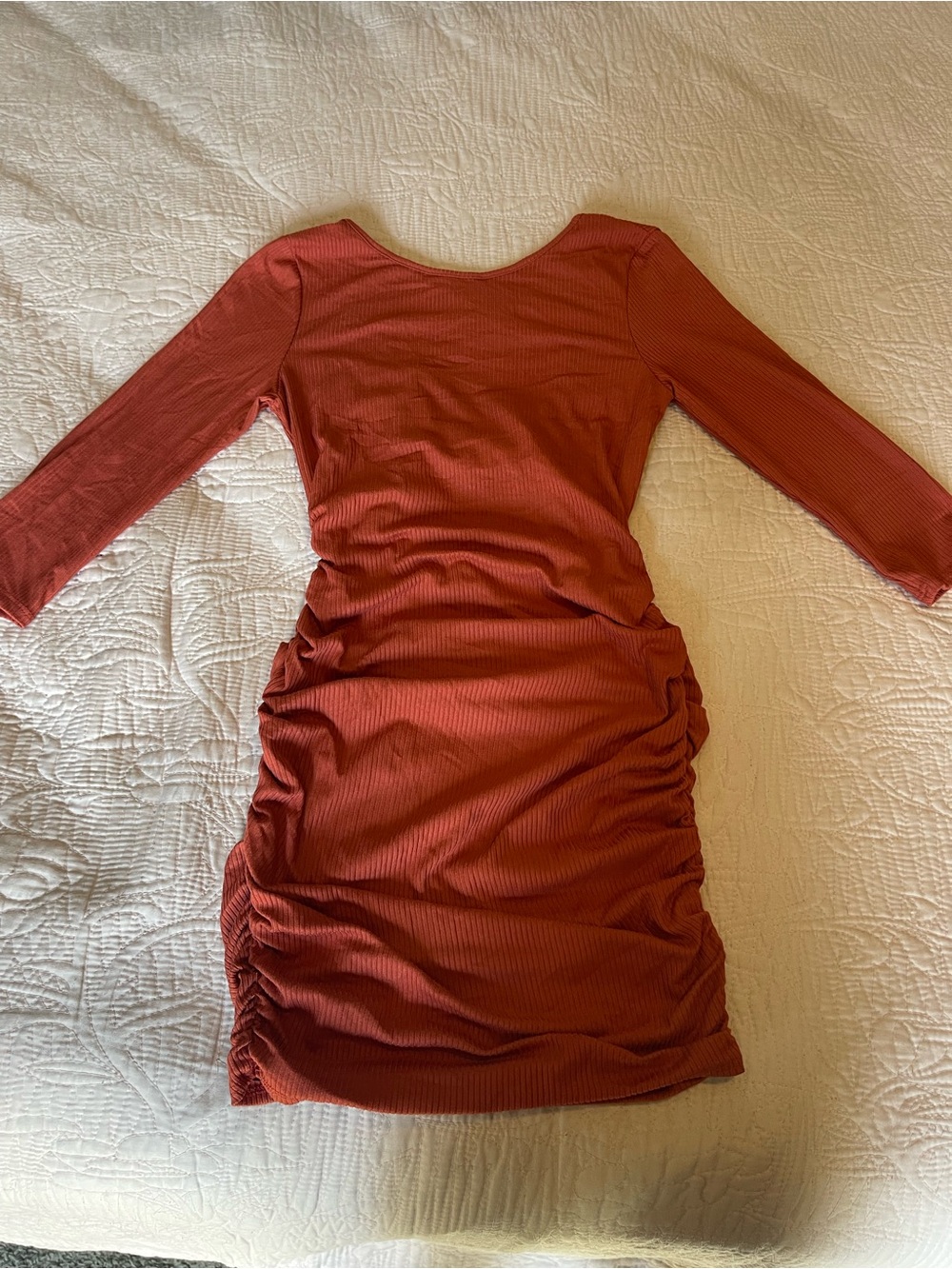 Rust Ribbed Long-Sleeve Ruched Bodycon Dress - Picture 3 of 10
